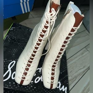 Brand new never worn Women Sam Edelman heels